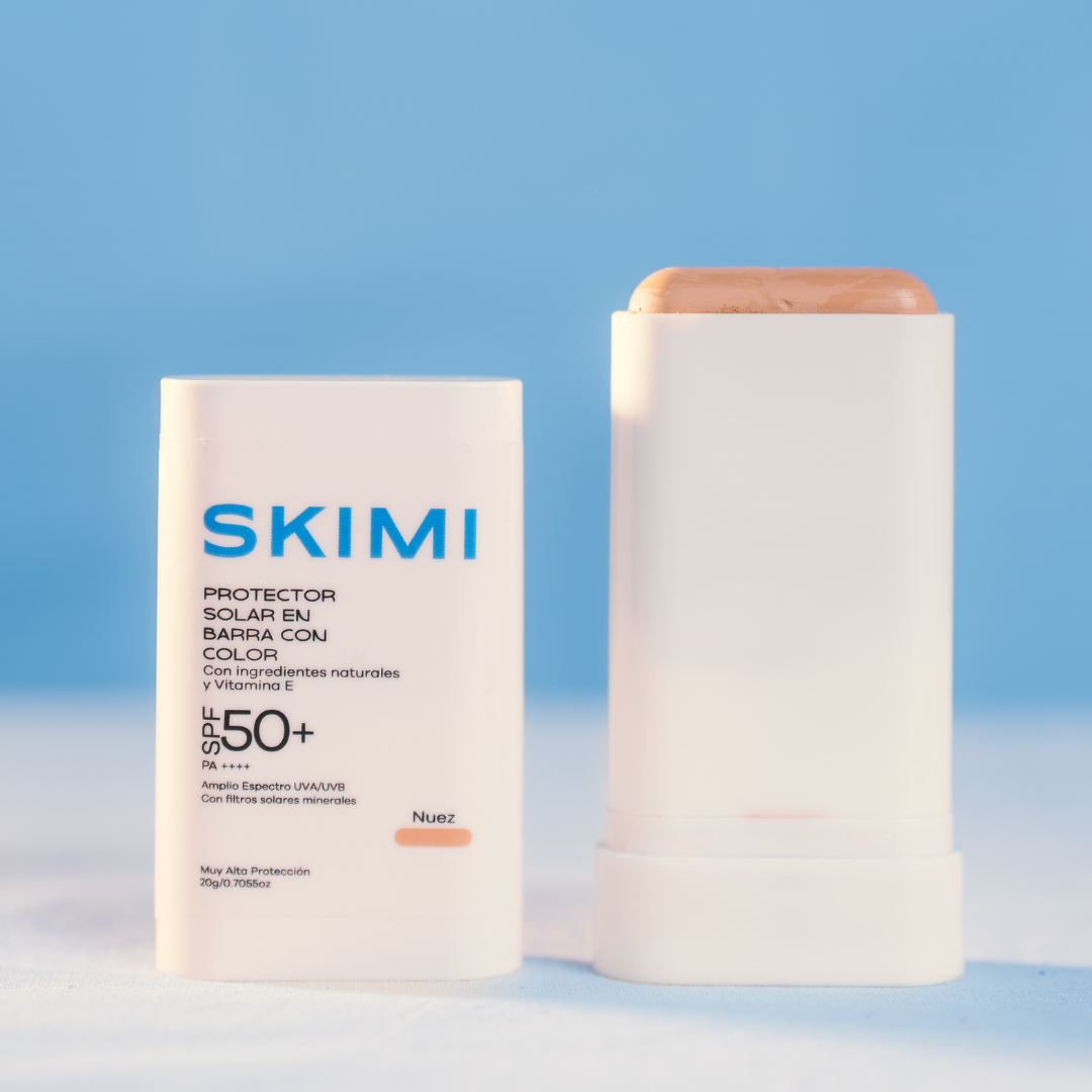Protector solar en barra con color FPS50+